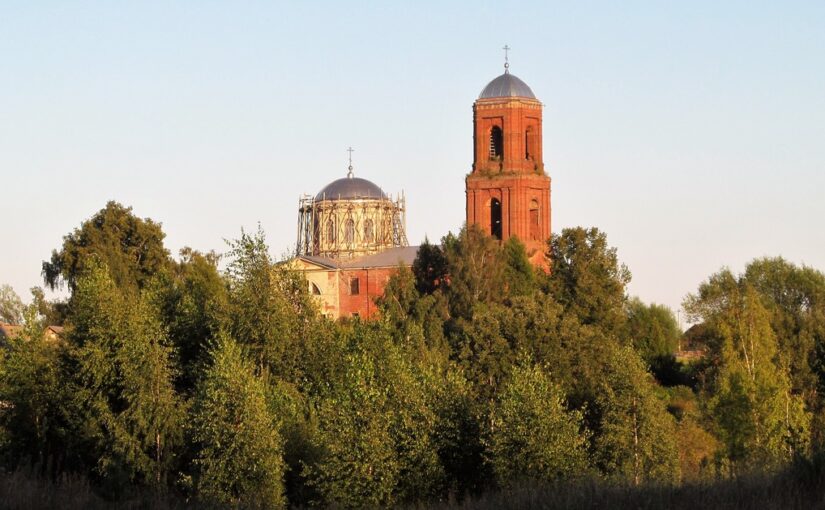 Преображенская церковь в селе Сукромля